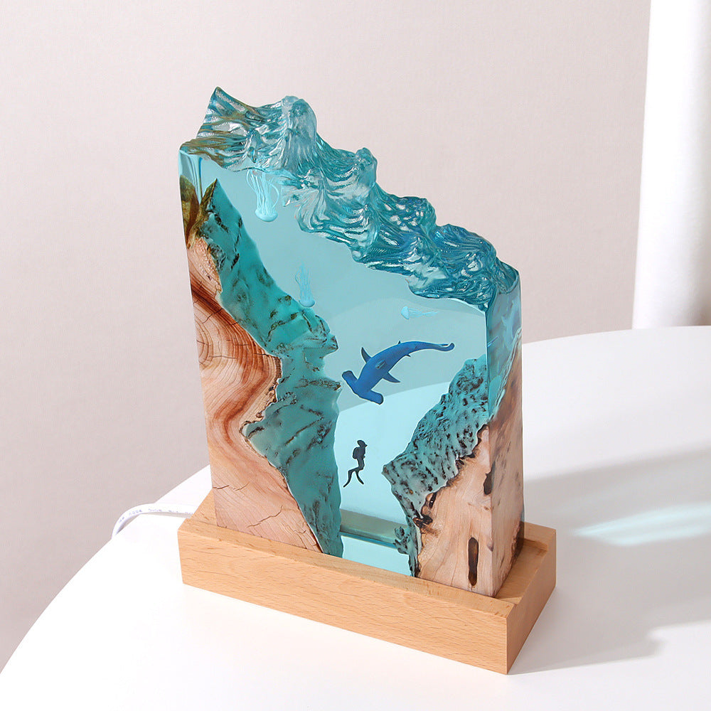 Shark resin lamp